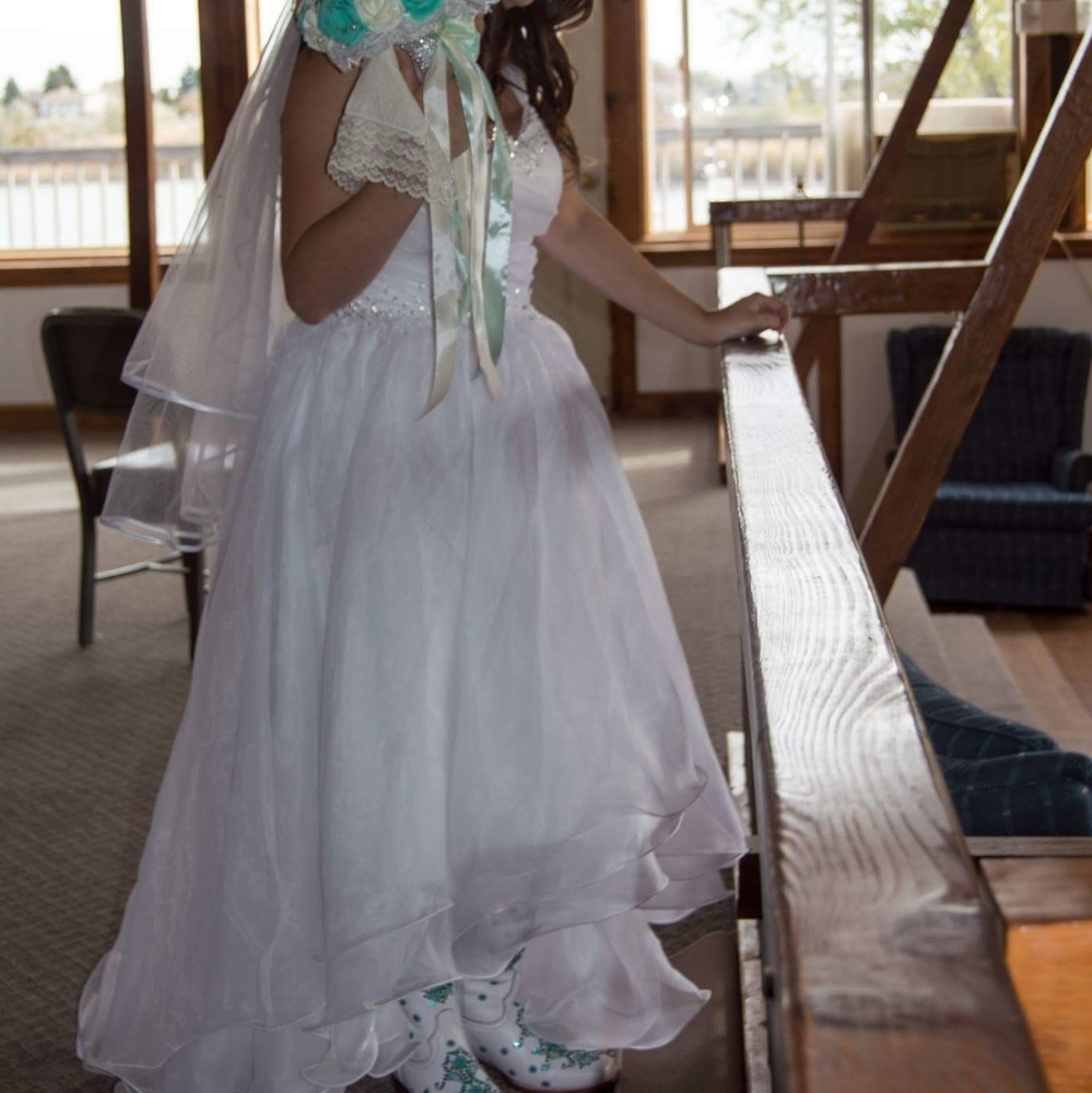 Wedding dress